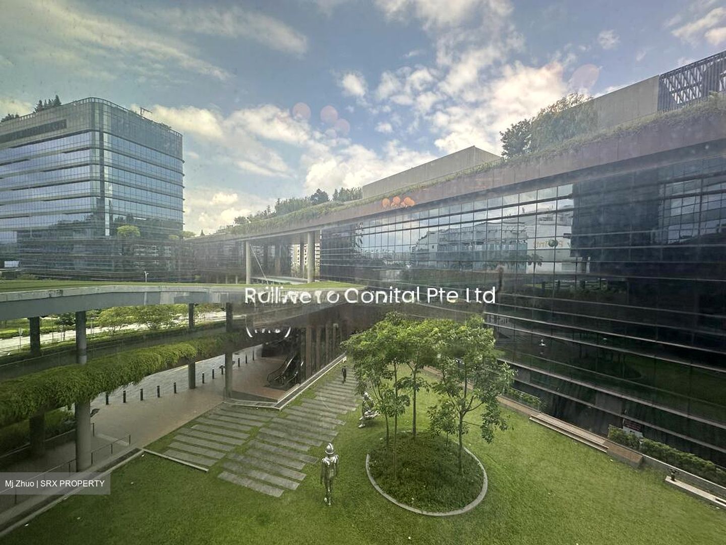 Woods Square (D25), Office #498575341